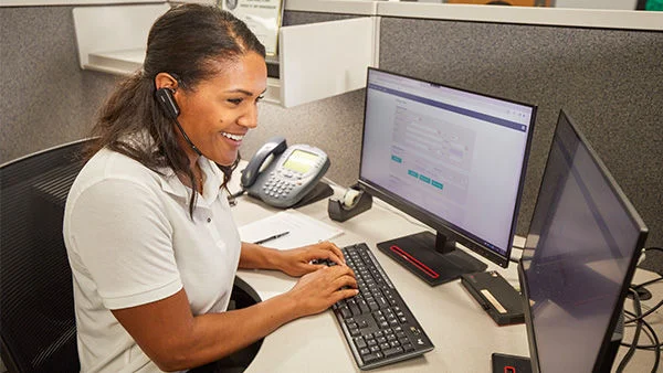 Customer_Service_Phone_Computer_600x338.jpg